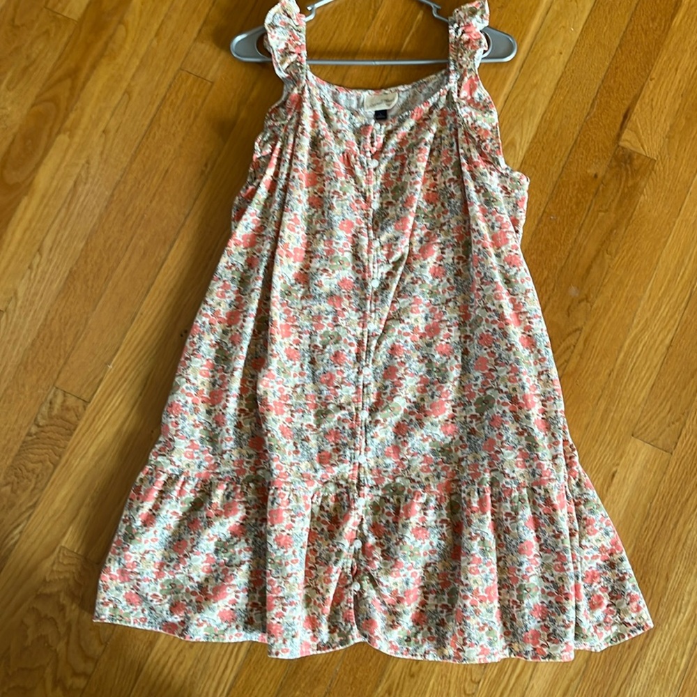 Worn once super cute summer dress